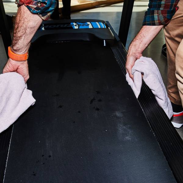 how to clean a treadmill belt