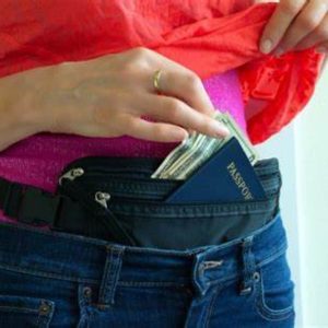 how to wear a money belt