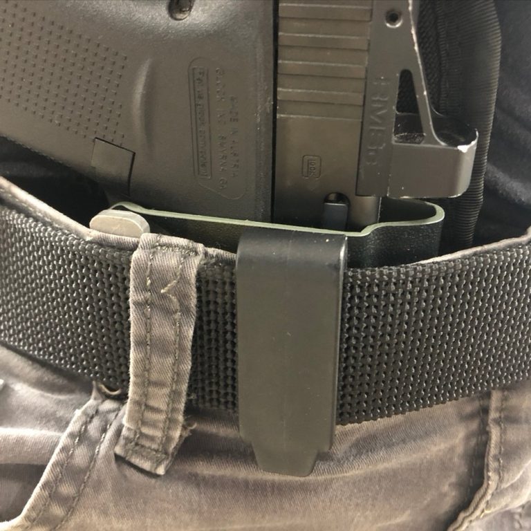 Why You Need the Best Conceal Carry Belt for Everyday Use