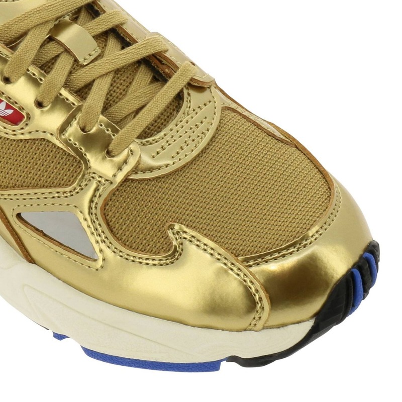 Gold sneaker