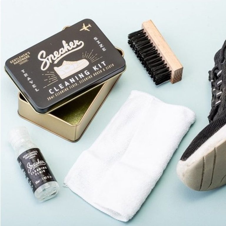 Sneaker Cleaning Kit: Keep Your Sneakers Fresh and Clean!