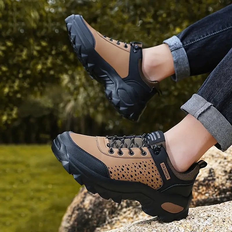 hiking sneaker