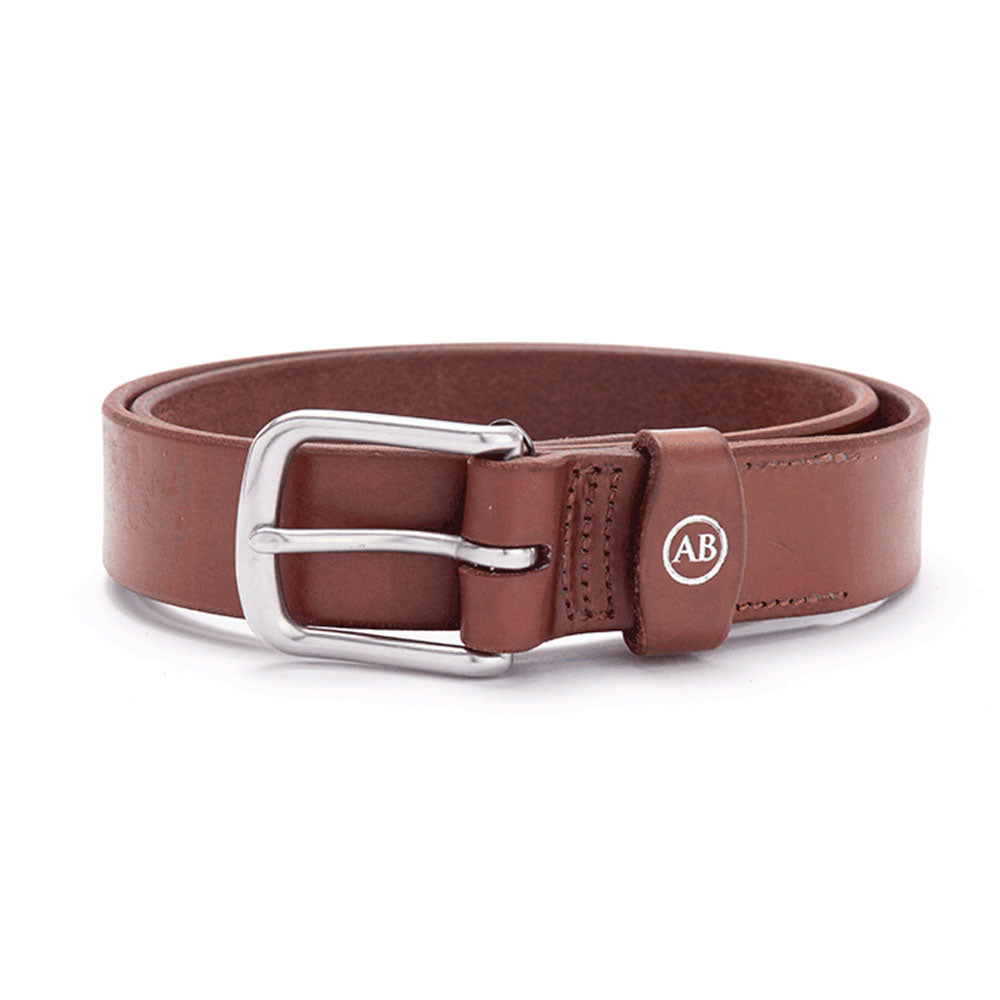 brunett-leather-belt
