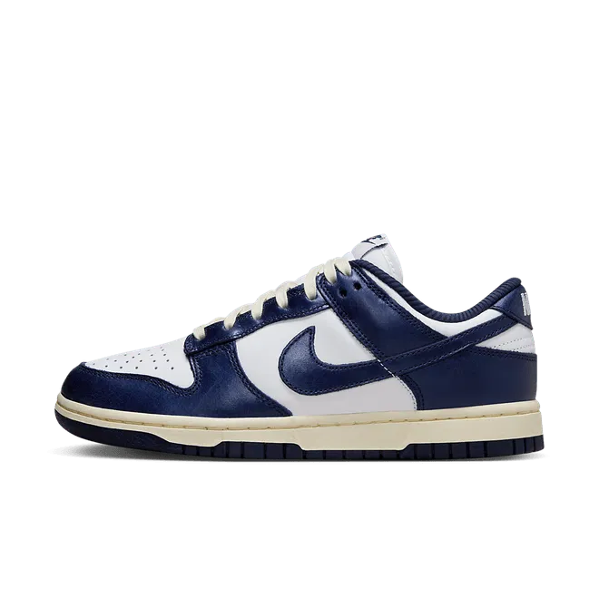 sneaker dunk