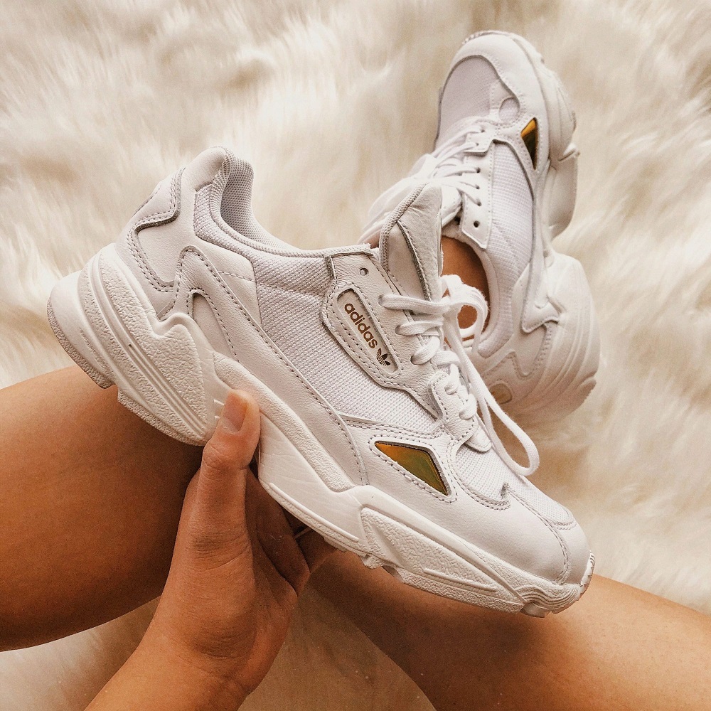 popular sneaker brands