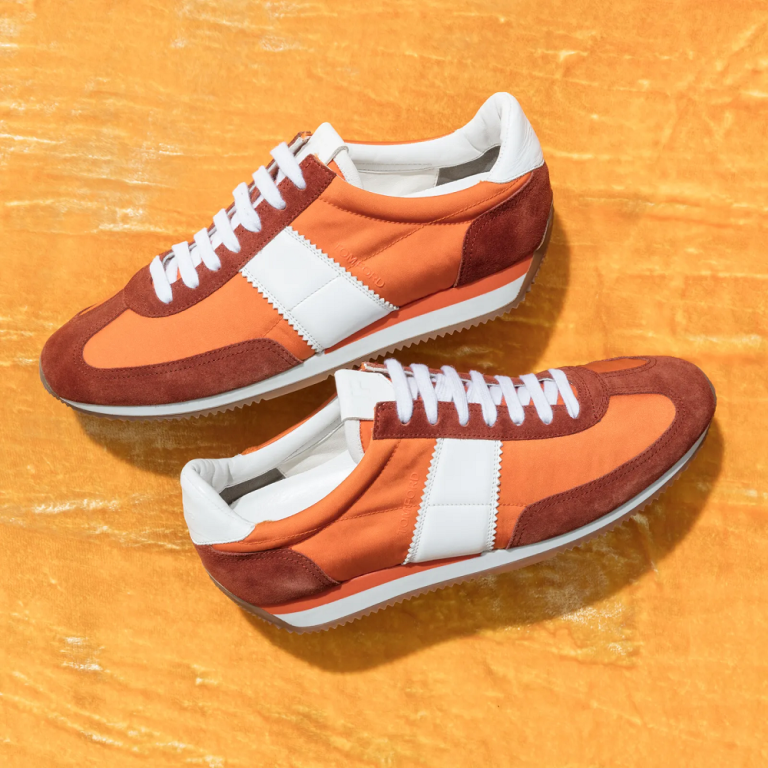 Retro Sneaker: Comfort Meets Nostalgia in Modern Footwear