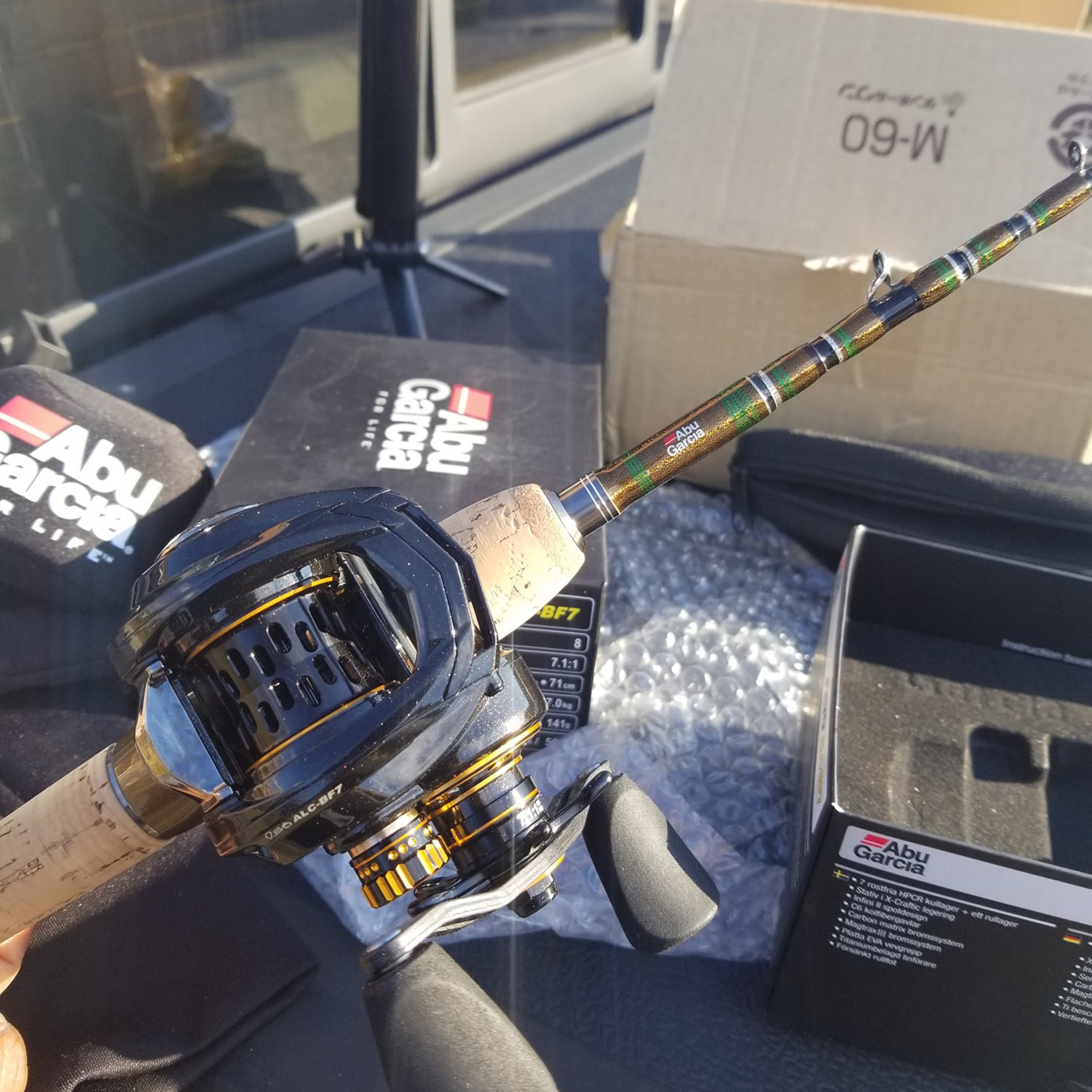 telescopic fishing rods